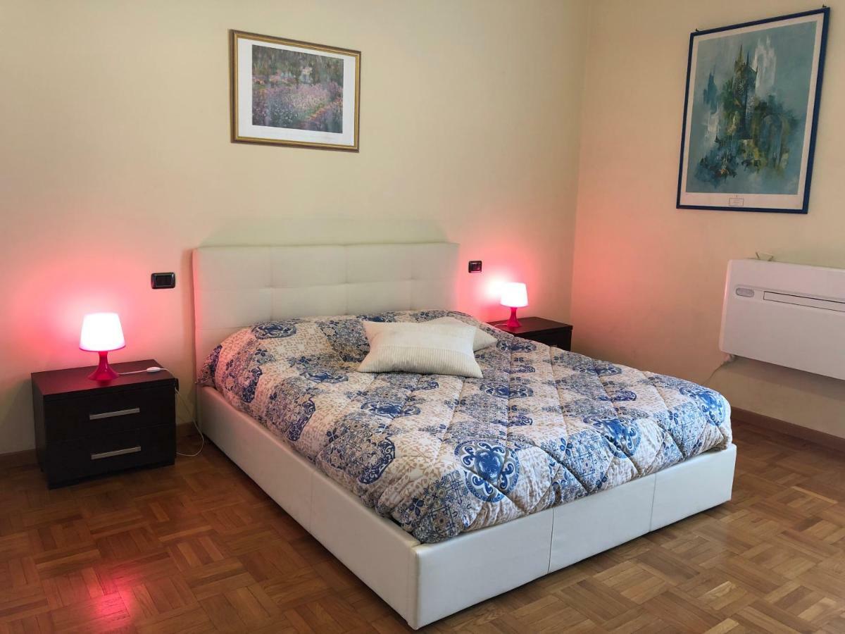 3 Perle All'Accademia Apartments 佛罗伦萨 外观 照片